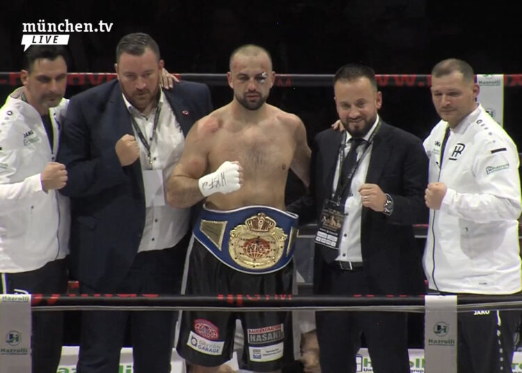 Boksieri tërnocas Shefat Isufi me sukses e mbron titullin e kampionit të botës