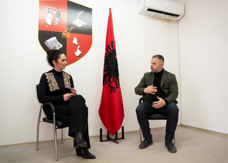 Zëvendësministrja Daulina Osmani pritet në takim nga kryetari i KKSH-së, Enkel Rexhepi – ja për çfar kanë biseduar