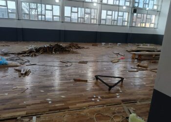 Rinovimi i shkollës fillore në Bujanoc: Investimi 150 milionë dinarë dështon, palestra e sporteve jashtë përdorimit