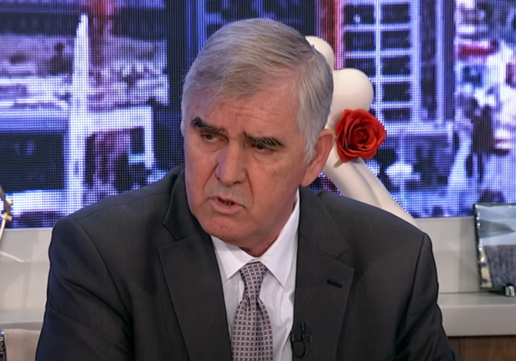 Gjuro Macut dorëzon përbërjen e re të Qeverisë – shqiptari Demo Berisha propozohet për ministër për të Drejtat e Njeriut