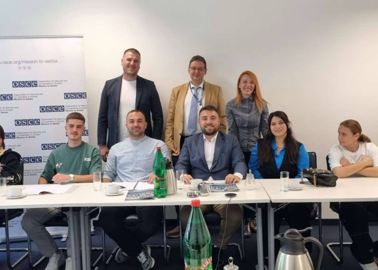 Fushatë avokuese në Beograd: Të rinjtë e Luginës kërkojnë zbatim të Planit Shtatëpikësh