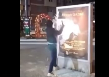 Persona të maskuar shkatërrojnë fotografinë e Komandant Lleshit në Bujanoc, në prag të 24-vjetorit të rënies (VIDEO & REAGIME)