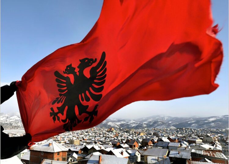 Mustafa Alishani thirret nga Gjykata e Bujanocit për vendosjen e flamurit kombëtar në Tërnoc