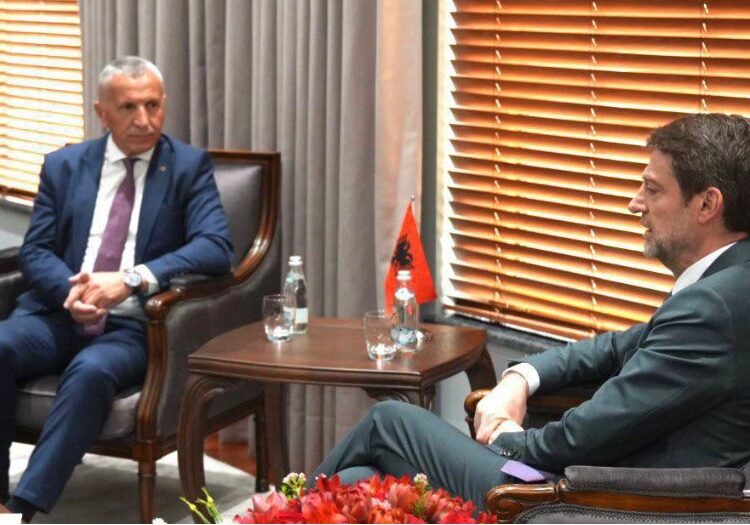 Kamberi mbështet kërkesën e Hoxhës për hapjen e konsullatës shqiptare në Bujanoc