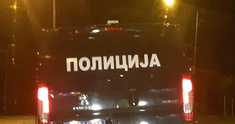 Ndërhyri për të ndalur përleshjen, plagoset rëndë me thikë në Preshevë
